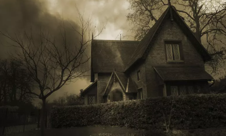 Unraveling the Legends Behind Minneapolis' Haunted Attractions