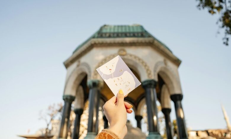 budget travel tips 2025